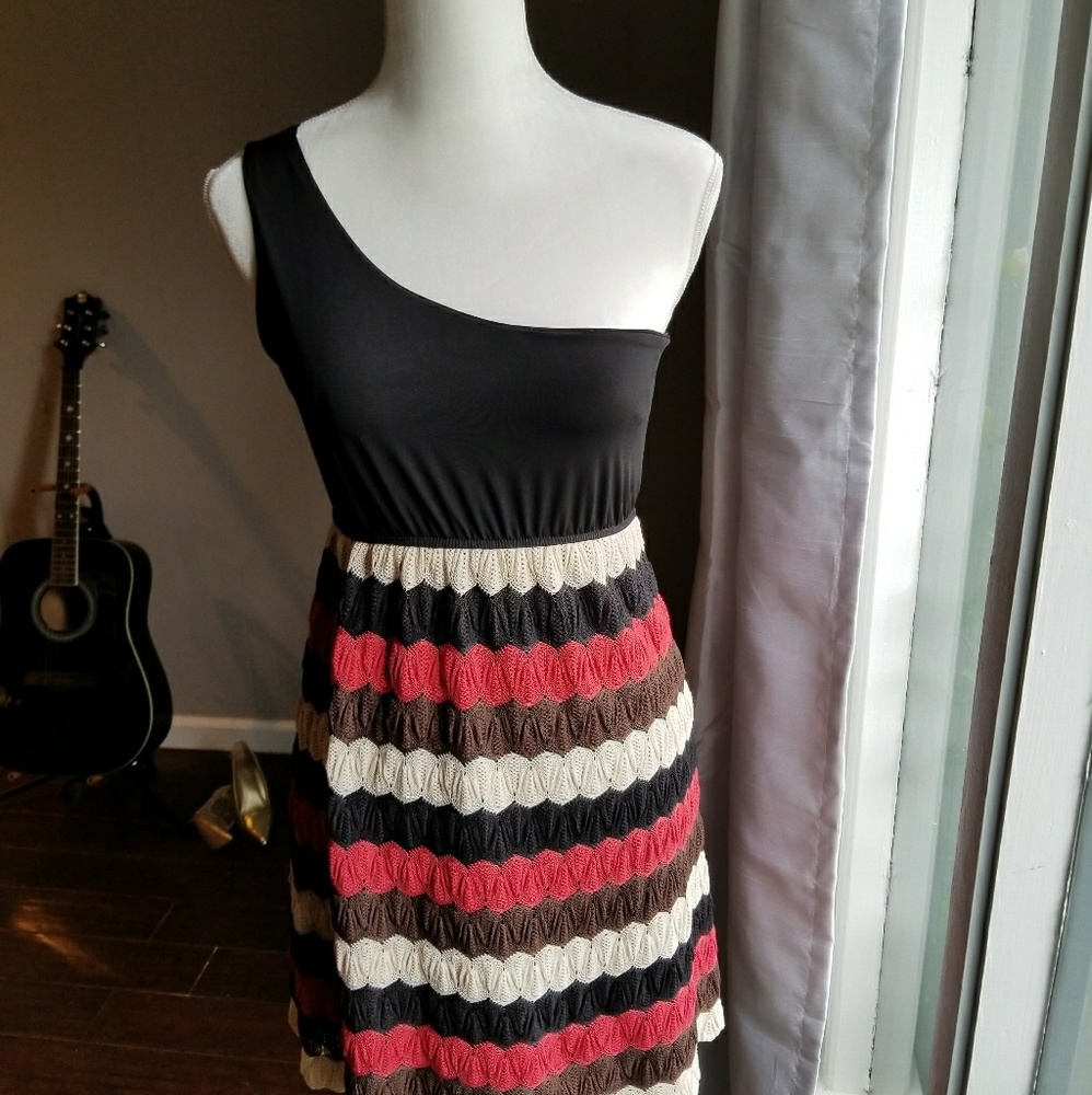 One shoulder Judith March crochet dress - Picture 1 of 7